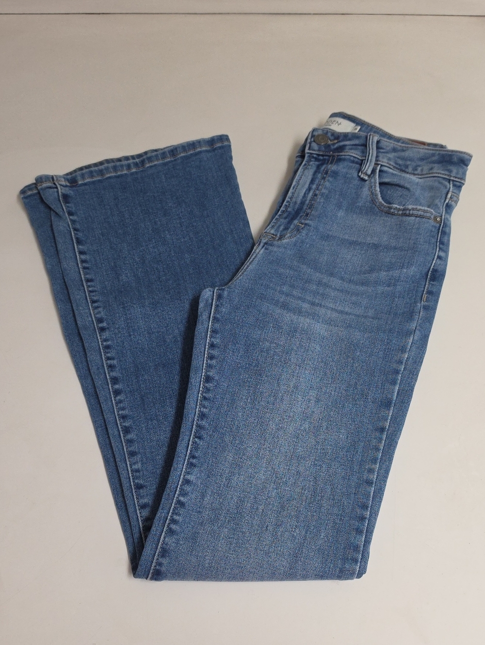 Hidden Classic Women's Blue Flare Jeans